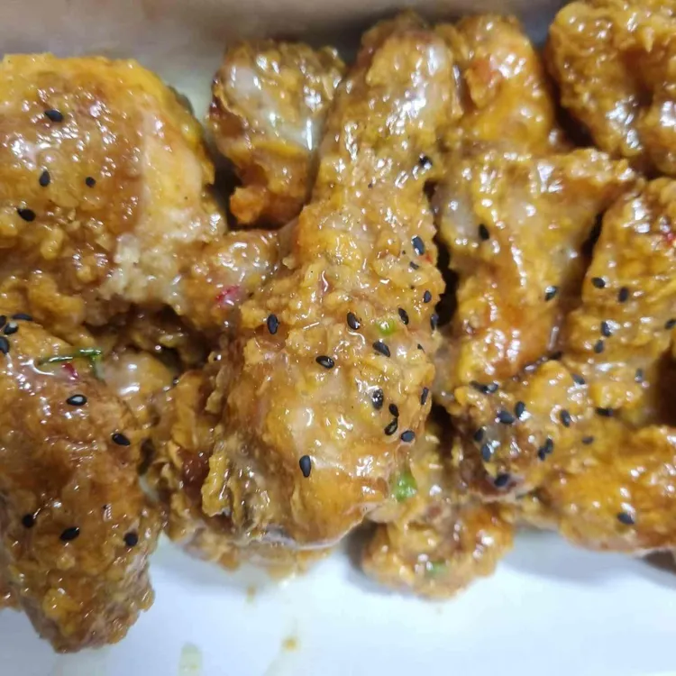 자담치킨 대표 사진