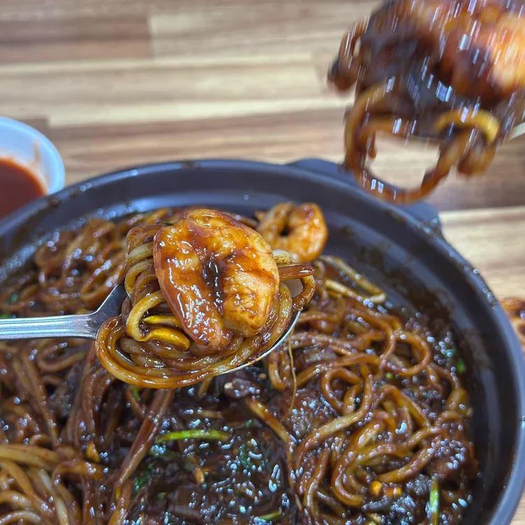 흥미원 대표 사진