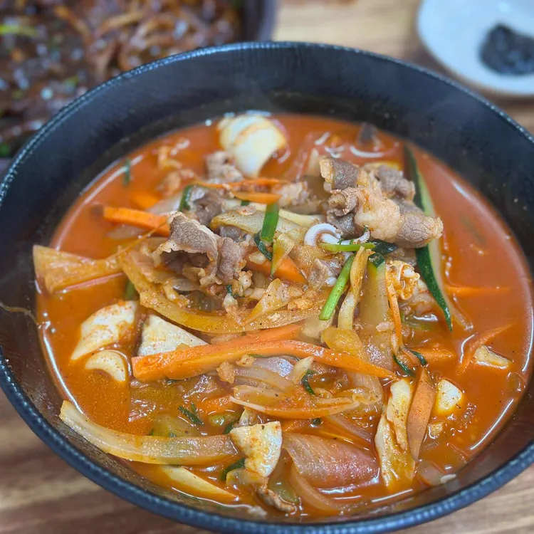 흥미원 대표 사진