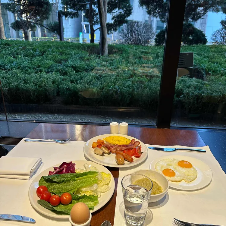 라세느 대표 사진