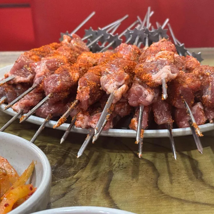 천지양꼬치 - 망원동 양꼬치, 꿔바로우 맛집 | 다이닝코드, 빅데이터 맛집검색