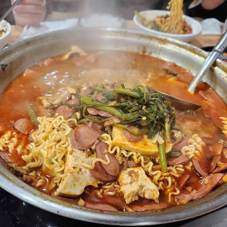 대우부대찌개 대표 사진