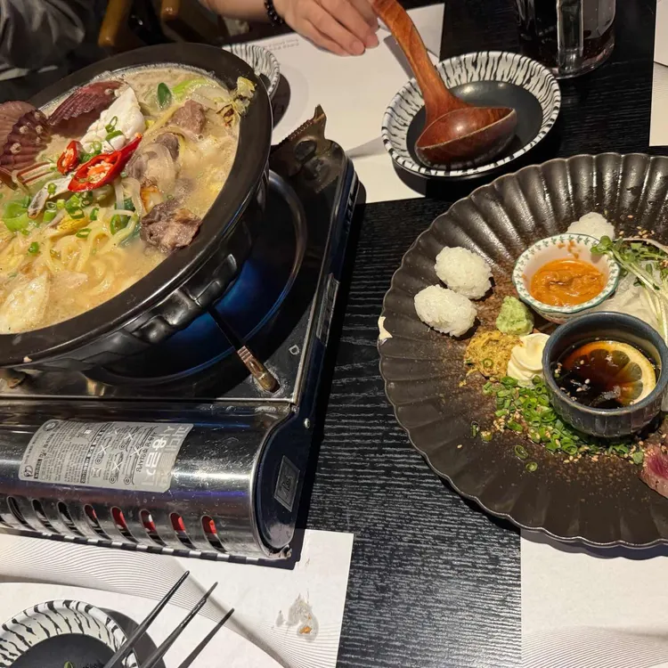 대담히 대표 사진