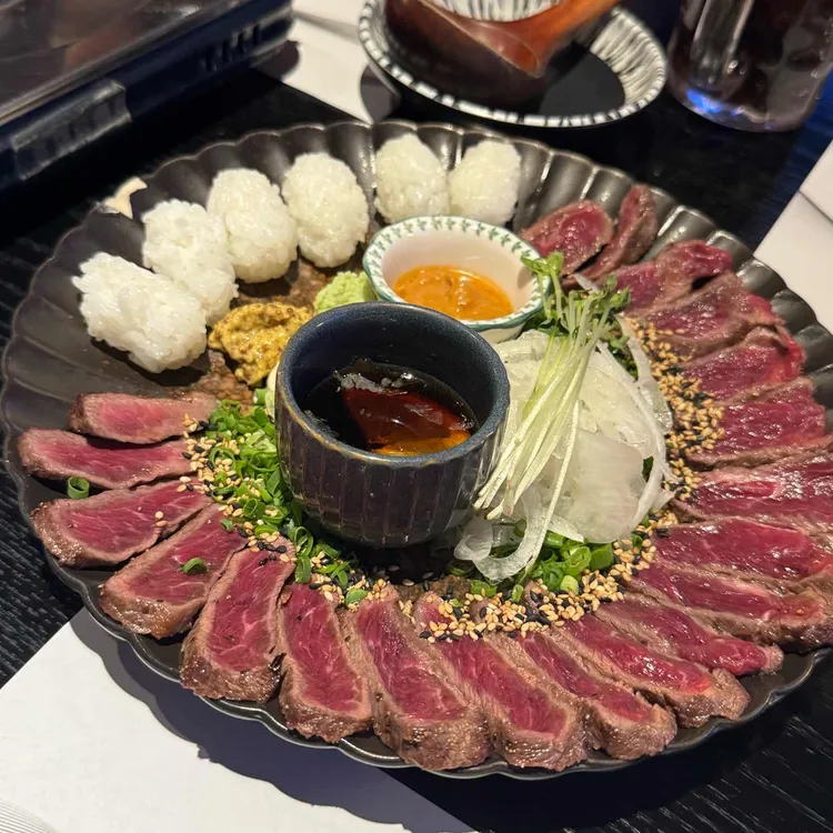 대담히 대표 사진