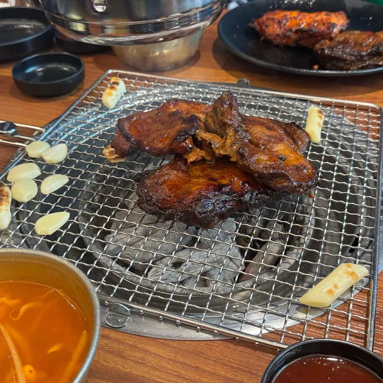 밤새우는닭 대표 사진