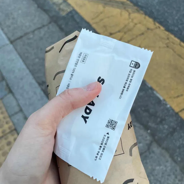 샐러디 대표 사진