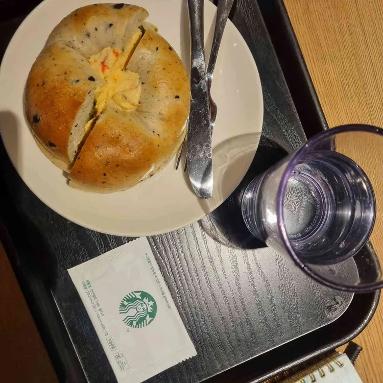 스타벅스 대표 사진