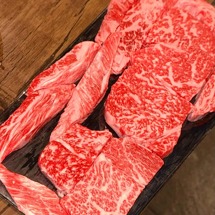 웃소한우숯불구이 대표 사진