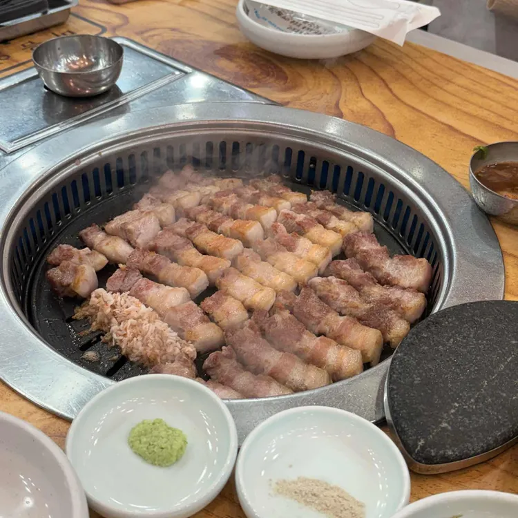 맛찬들왕소금구이 대표 사진