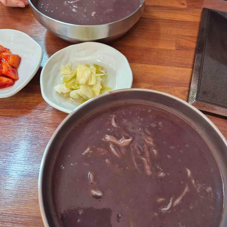 예림손칼국수 대표 사진