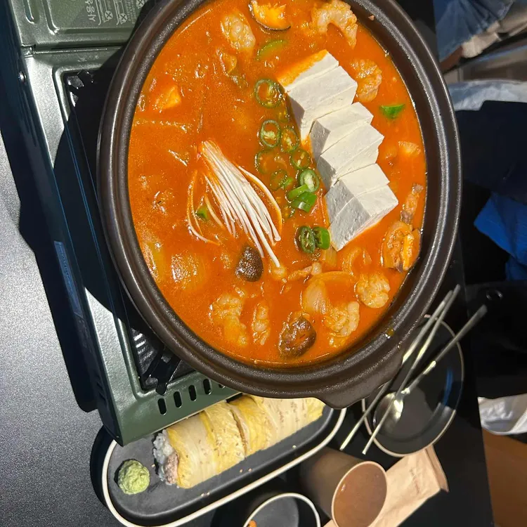 삼중주 대표 사진