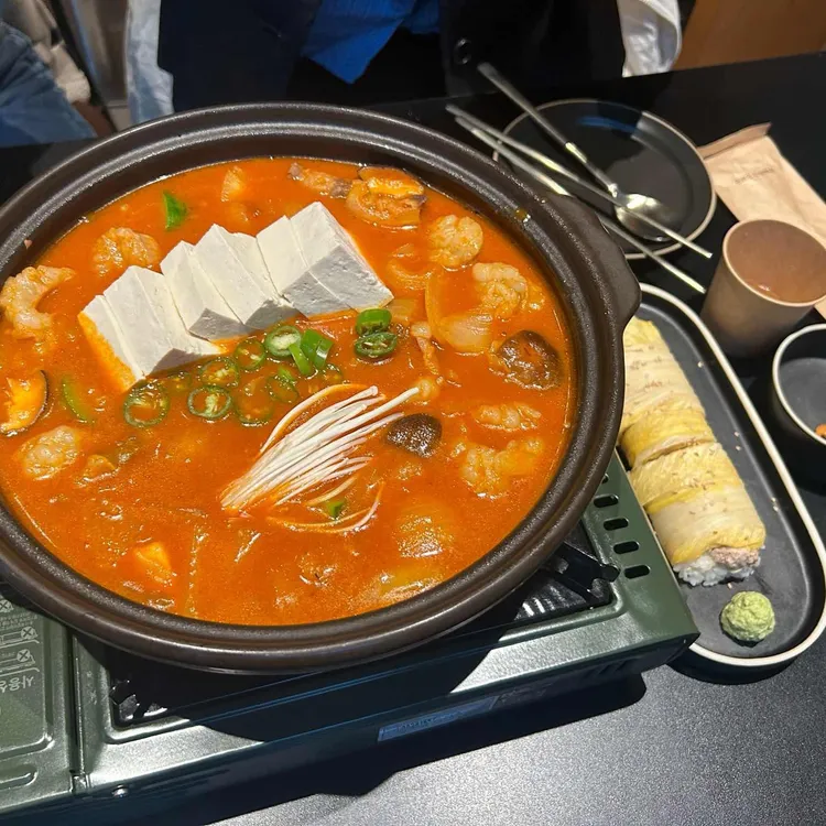 삼중주 대표 사진