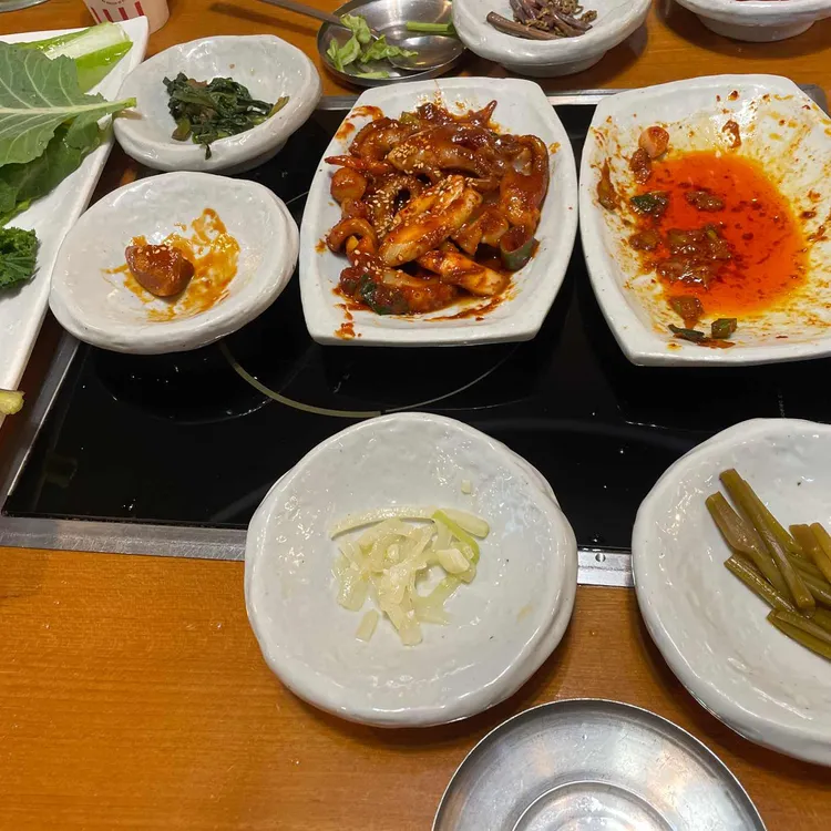 윤훈식농가쌈밥 대표 사진
