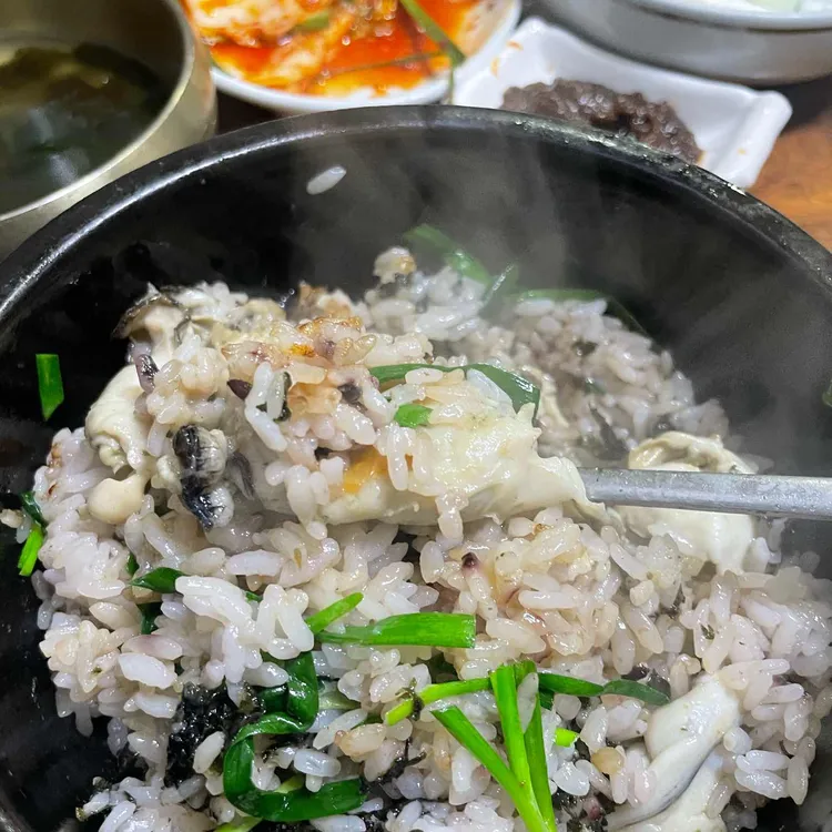 동도통영굴밥 대표 사진