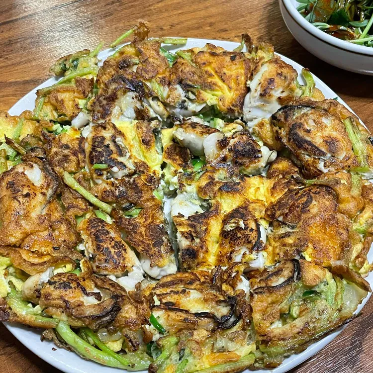 동도통영굴밥 대표 사진