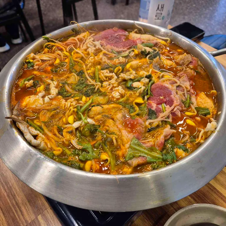 제주곤이칼국수 대표 사진