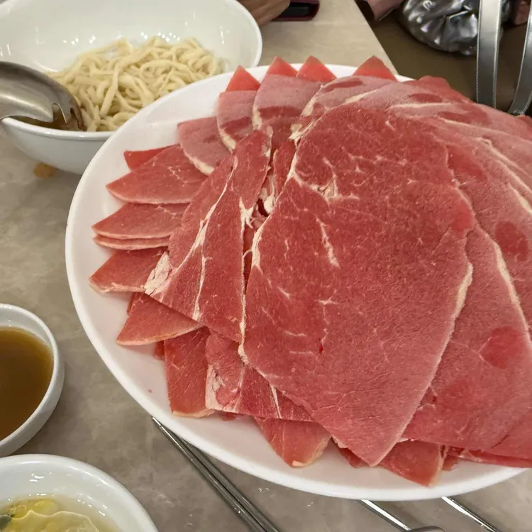 방이샤브샤브칼국수 대표 사진