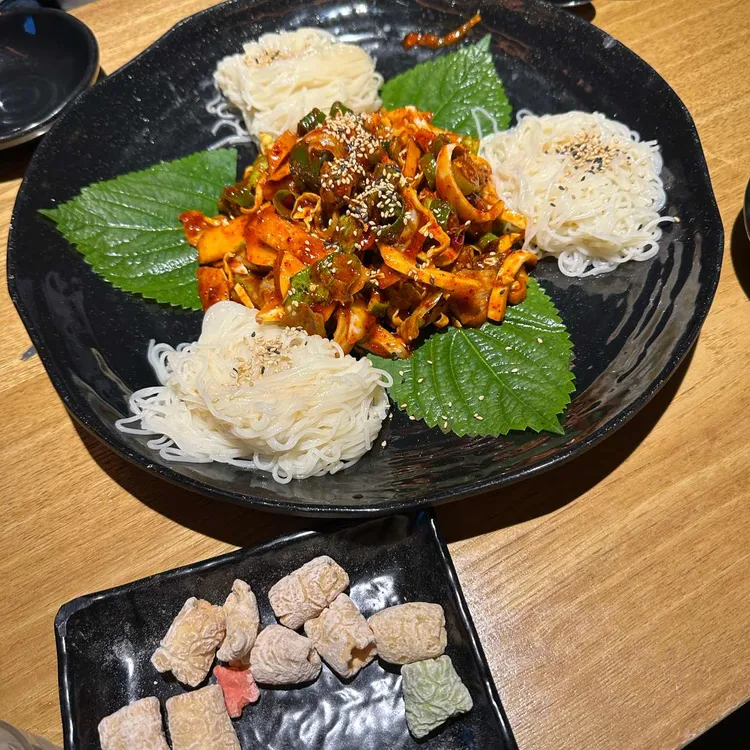 소굴 대표 사진