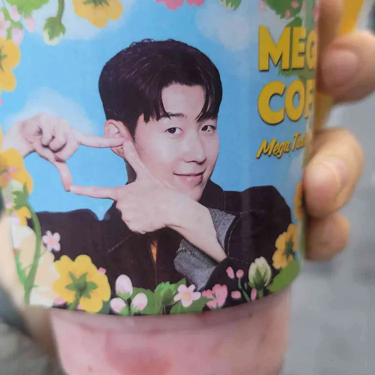 메가커피 대표 사진