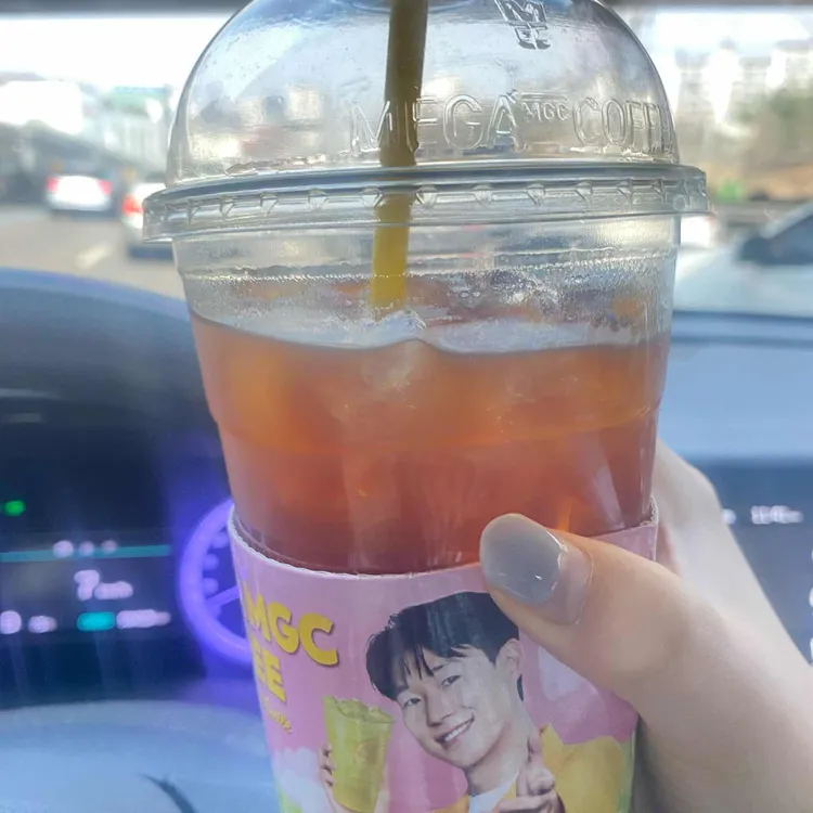 메가커피 사진 1