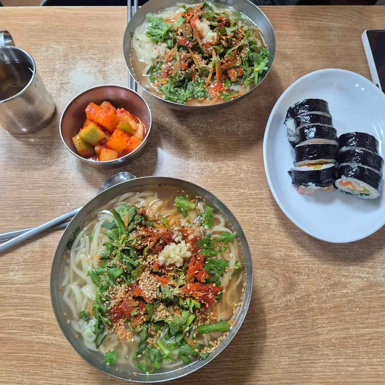 기장손칼국수 사진