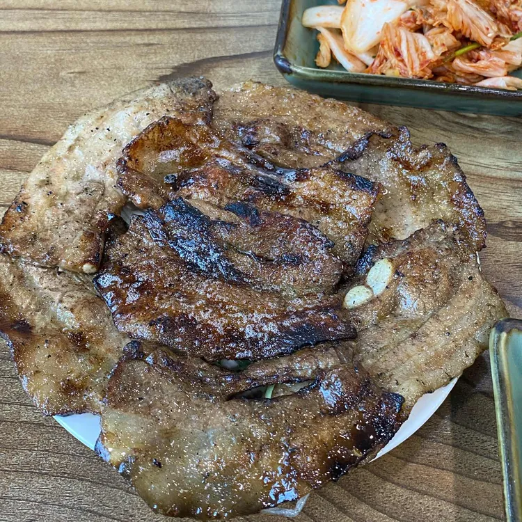 석천 대표 사진