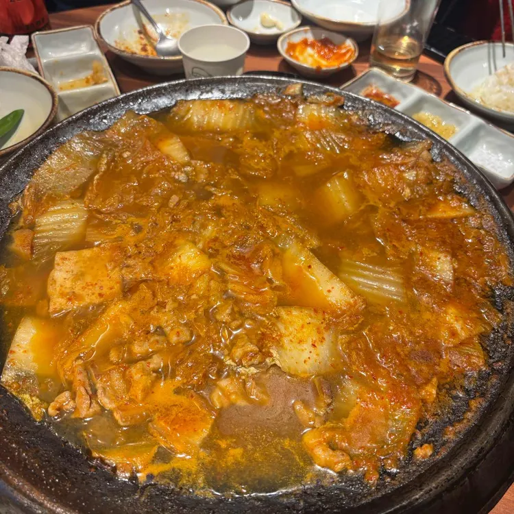 무쇠김치삼겹 대표 사진