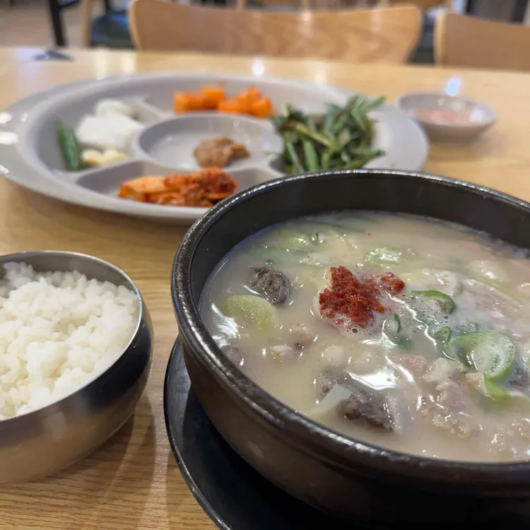 밀양순대돼지국밥 사진 1