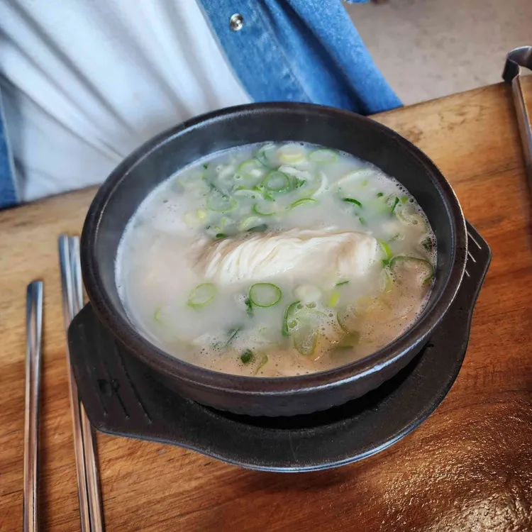족보설렁탕 대표 사진