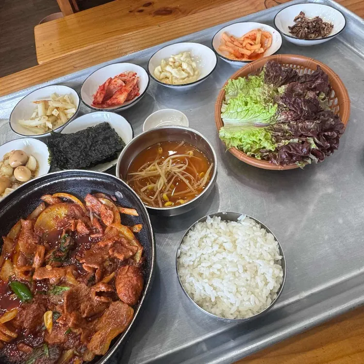 한그릇뚝딱 사진 1