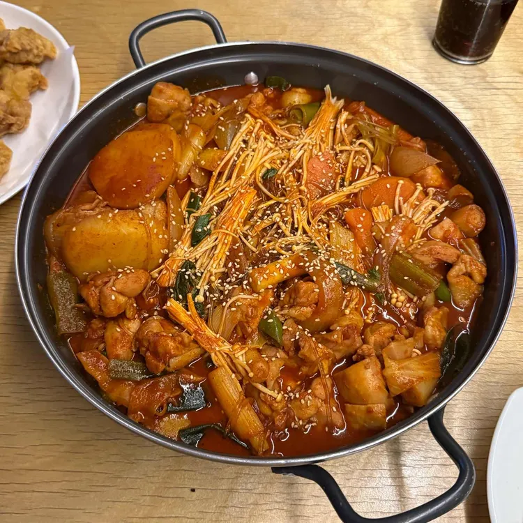 얼큰이 - 구미 닭발, 찜닭 맛집 | 다이닝코드, 빅데이터 맛집검색