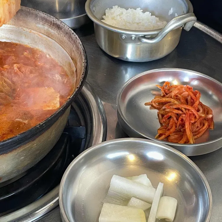 가메골양푼이김치찌개 대표 사진