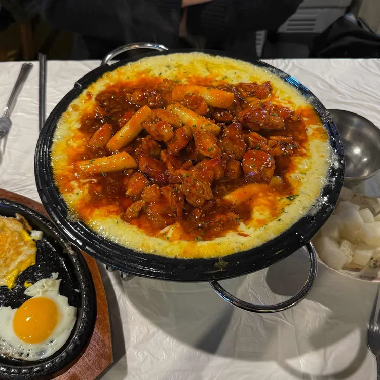 훌랄라참숯바베큐치킨 대표 사진