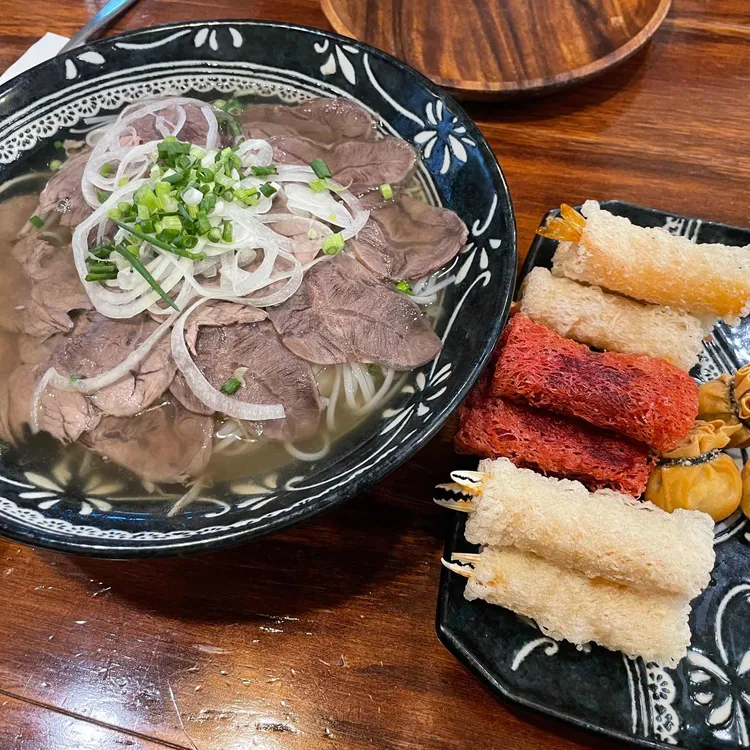인더비엣  대표 사진