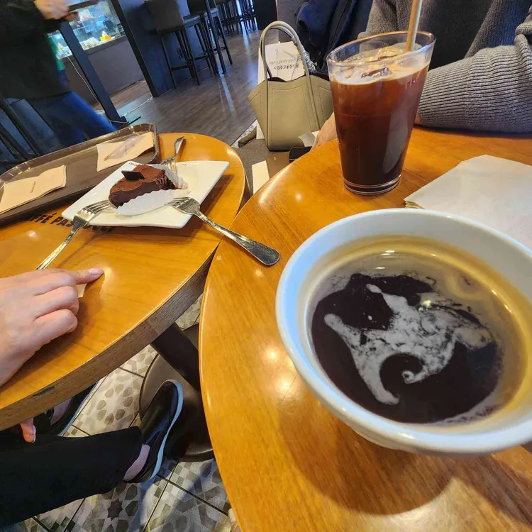 파스쿠찌 사진 1