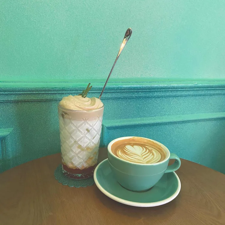 CAFE 종로시장 대표 사진