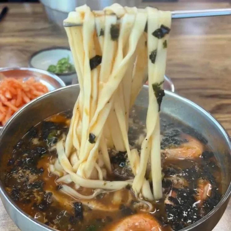 한성칼국수 대표 사진