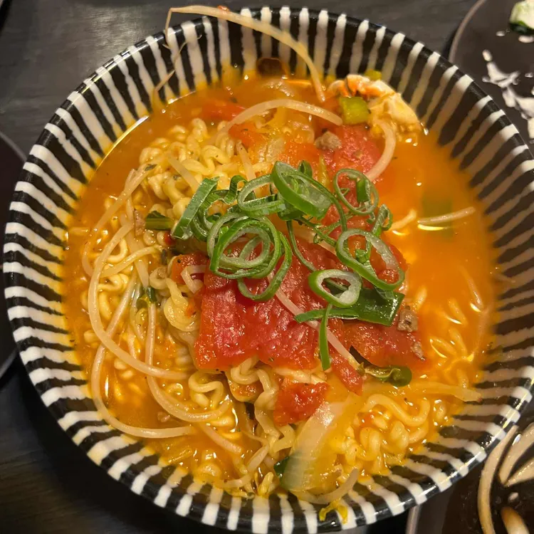무초 대표 사진