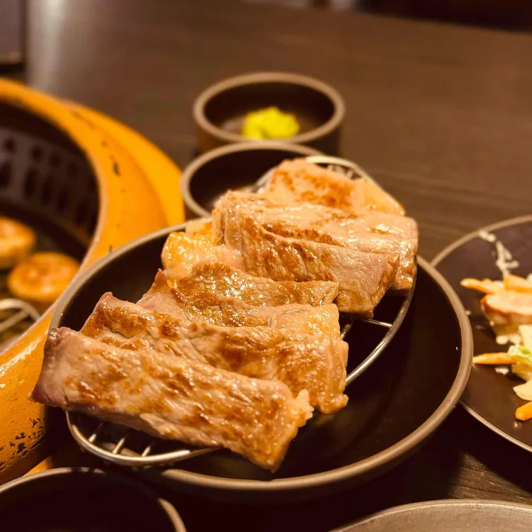 무초 대표 사진
