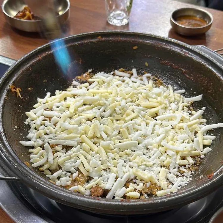 낭쿰낭쿰 대표 사진