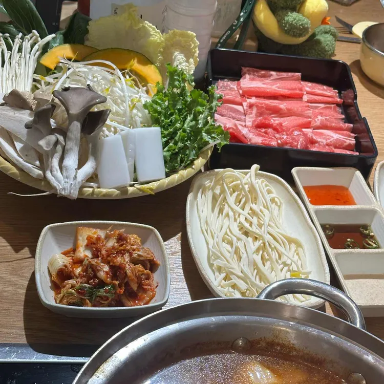 샤브온도팔팔 대표 사진