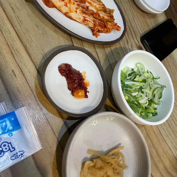 연지본관 사진