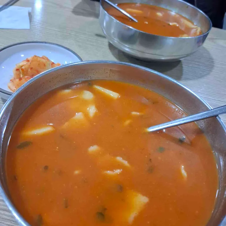 저수지휴게실 대표 사진