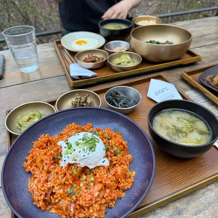 빠르크 대표 사진