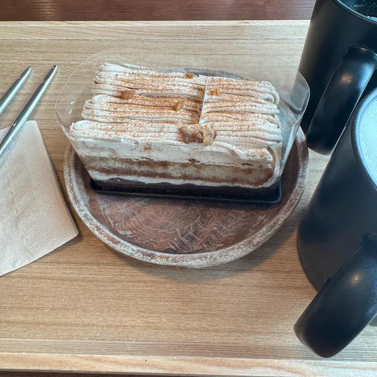 랑데자뷰 대표 사진