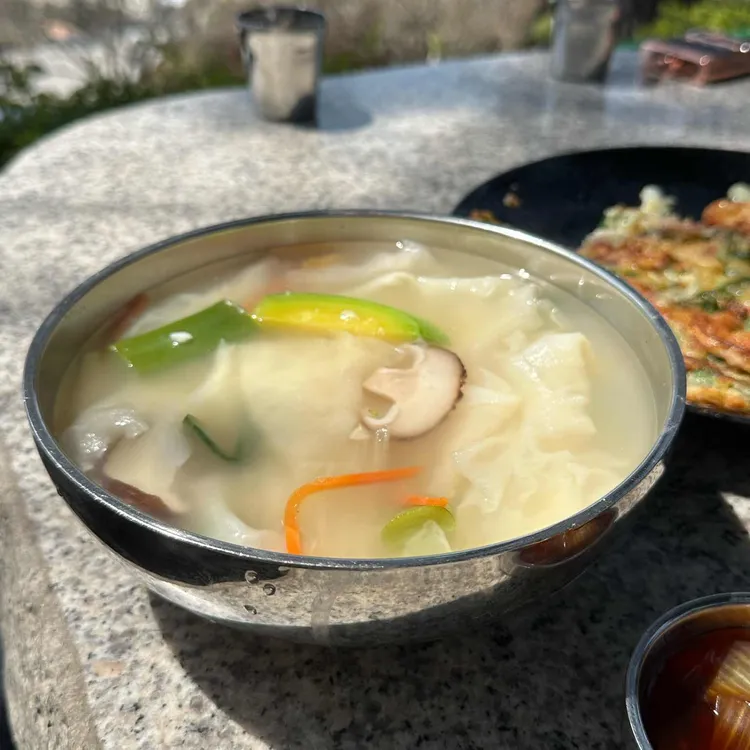 흥륜사쉼터 대표 사진