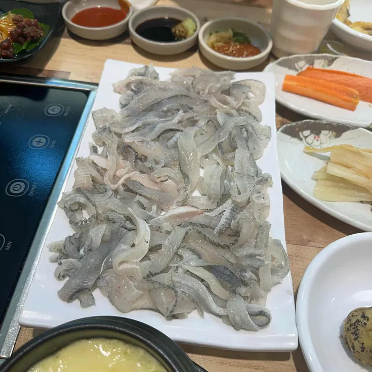돌섬도매횟집 대표 사진