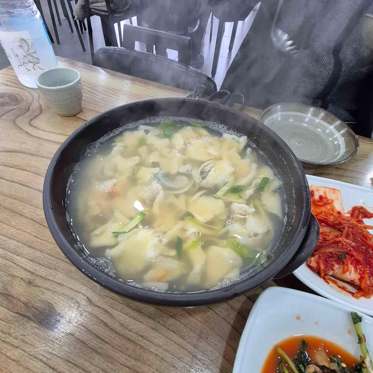 청학동 항아리칼국수 사진 1