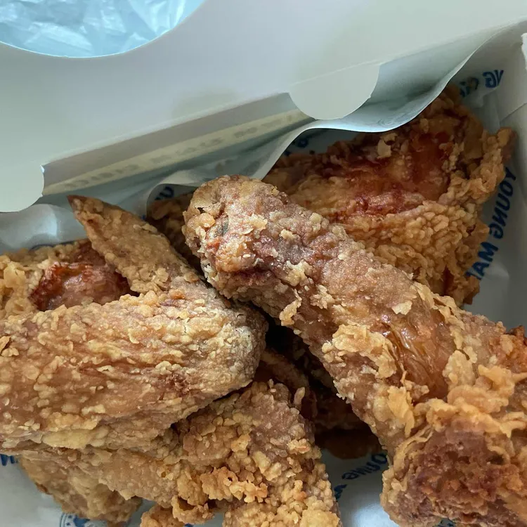 청년치킨 대표 사진
