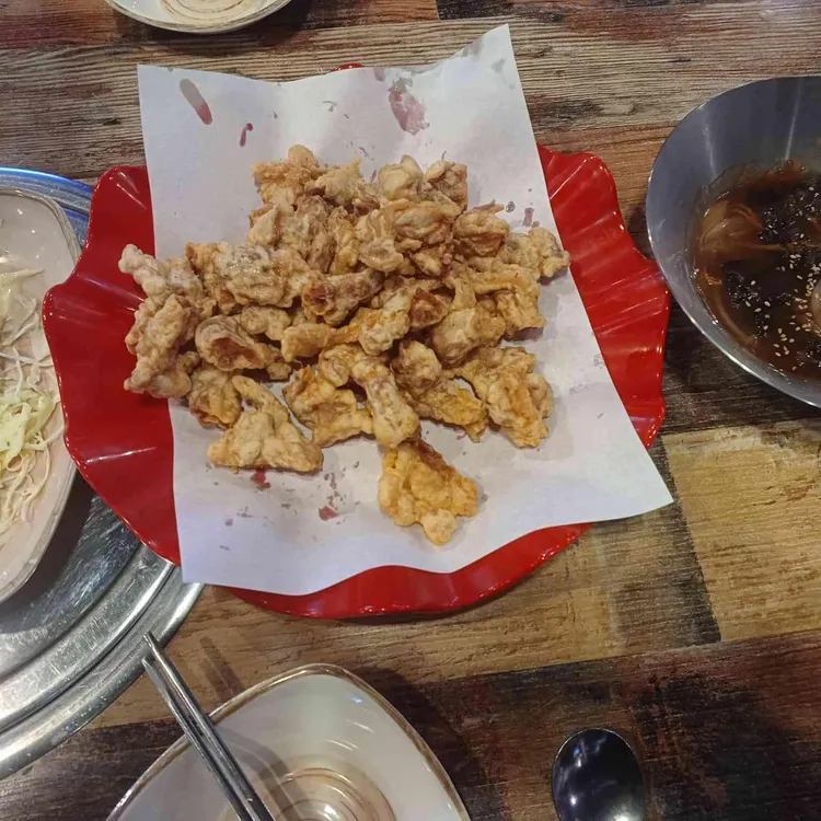 청춘꿀벅지닭갈비 대표 사진